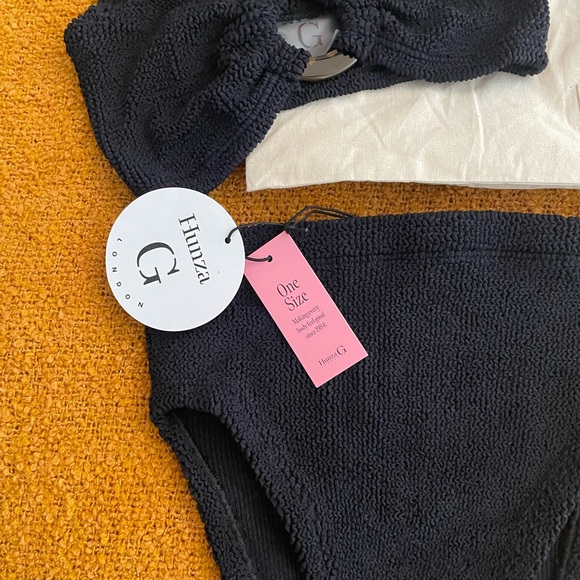 Hunza G Black Bikini Set - Picture 3 of 3